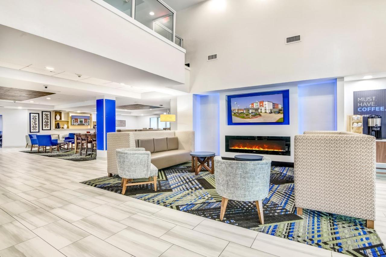Holiday Inn Express & Suites Longview North By Ihg Exterior foto